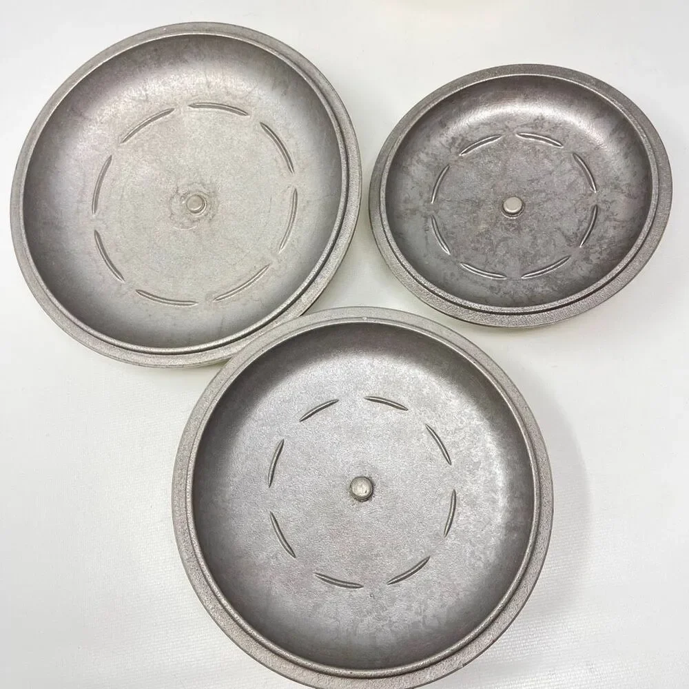 Vintage Club Cast Aluminum Lot Of 3 Pots w/ Lids Almond Cream 1 2 3 QT
